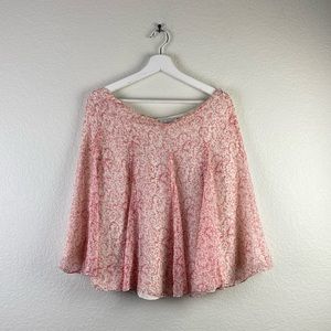 Boutique pink/white pattern midi skirt size medium .